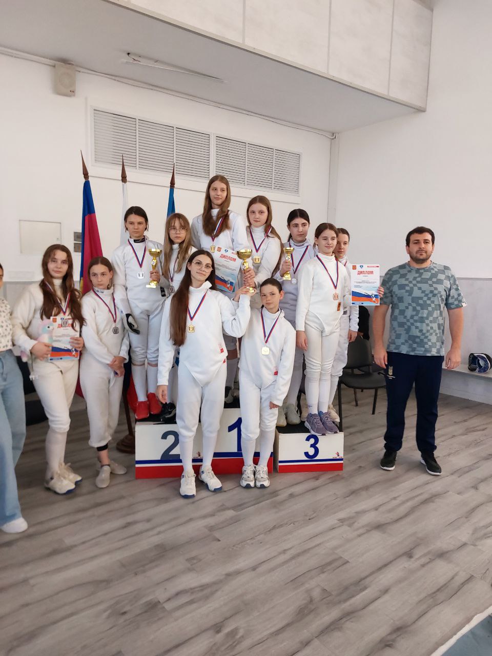 Соревнования муниципального образования город-курорт Геленджик по фехтованию на шпагах среди спортсменов 2011 - 2013 г.р, 2013 - 2016 г.р., посвящённые Дню России Соревнования муниципального образования город-курорт Геленджик по фехтованию на шпагах среди спортсменов 2011 - 2013 г.р, 2013 - 2016 г.р., посвящённые Дню России