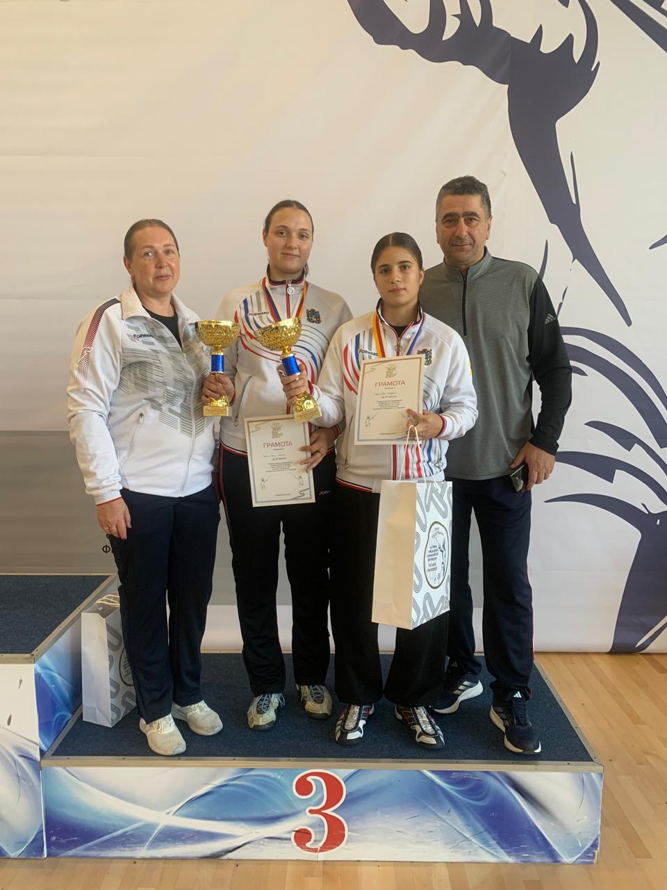 Бронзовые медали на VI Всероссийских спортивных соревнованиях по фехтованию среди юниорок до 21 года, на призы трёхкратной Олимпийской чемпионки Г.Е. Гороховой